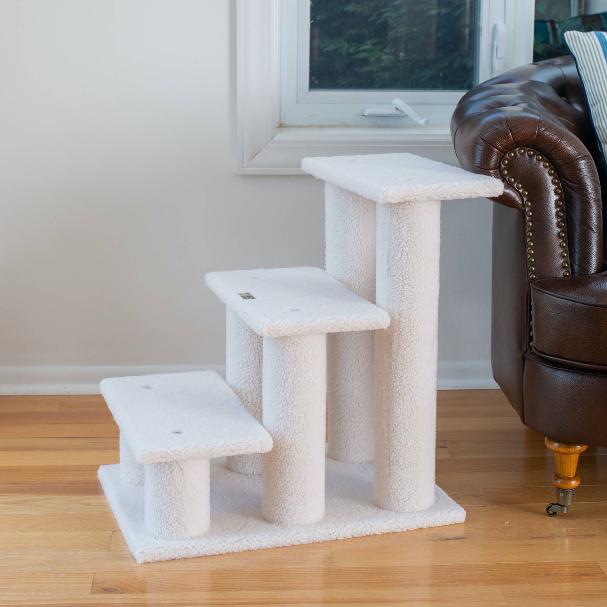 Multi-Level Cat Steps & Lounge Tower – Soft, Stable & Cozy / Torre de Escalones y Descanso para Gatos – Suave, Estable y Acogedora